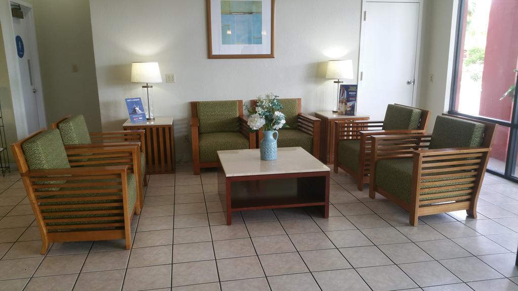 Days Inn By Wyndham Cocoa Cruiseport West At I-95/524 Екстериор снимка